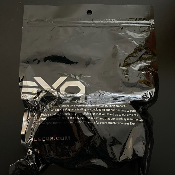 NWT Exo Sleeve - Picture 3 of 4